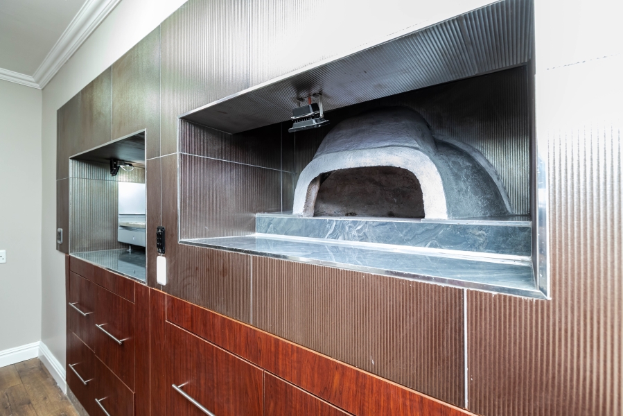 6 Bedroom Property for Sale in Dorchester Heights Eastern Cape